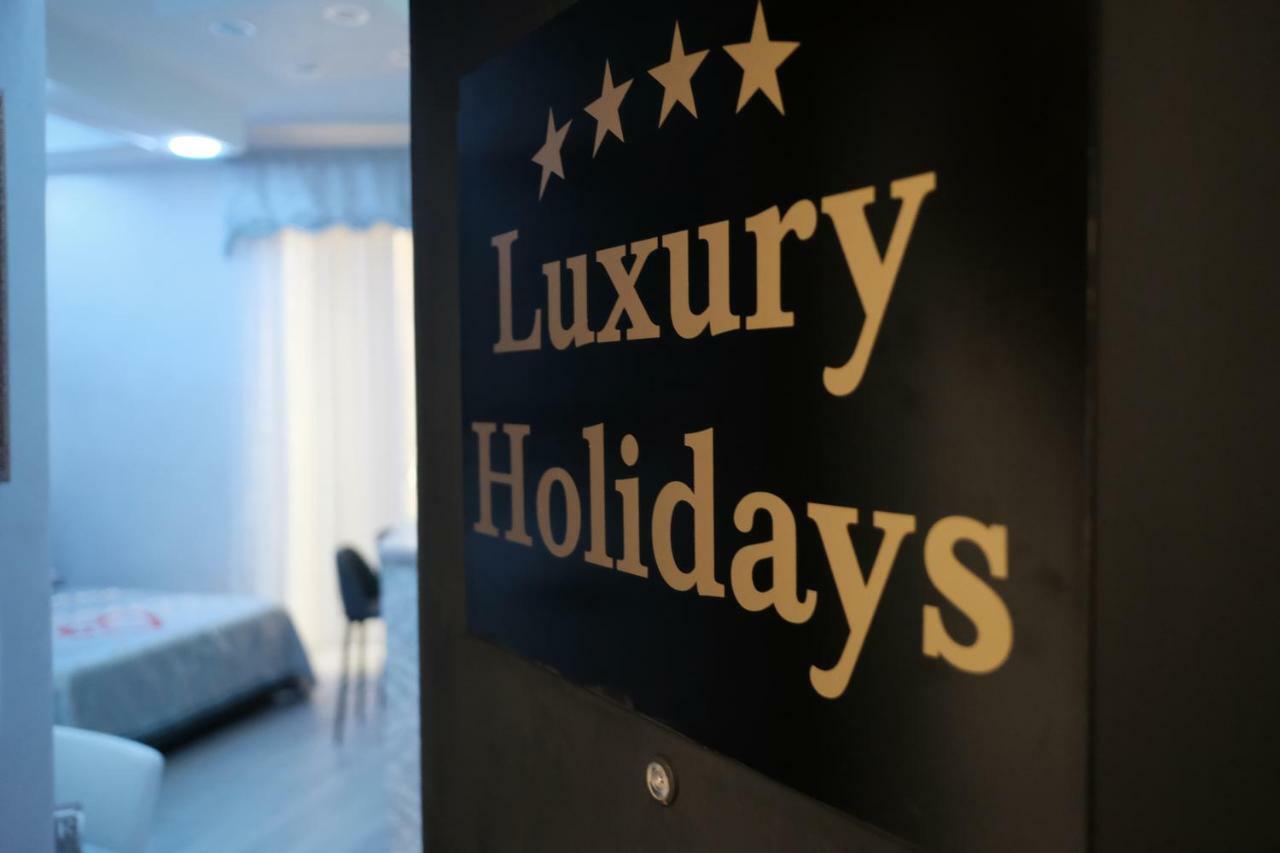 Luxury Holidays Nápoles Exterior foto